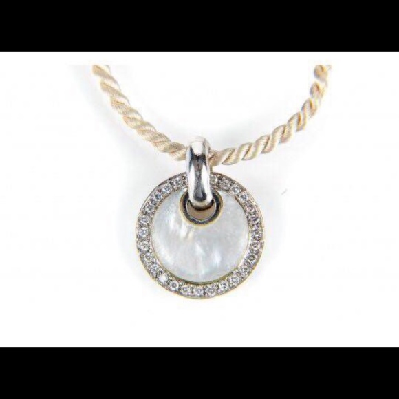 18k Gold Diamond & Abalone Pendant Necklace
